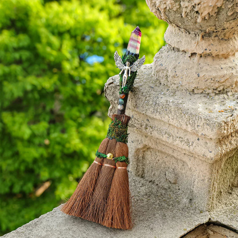 Besoms/Brooms