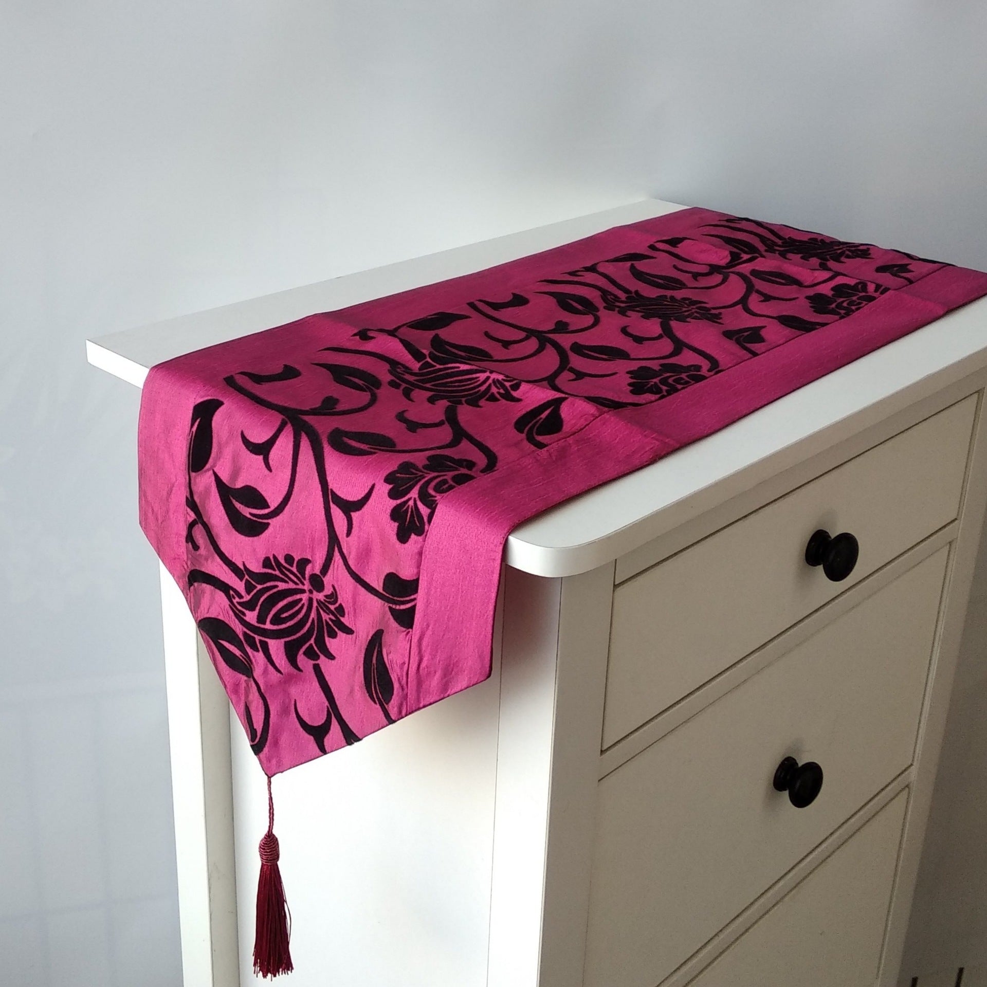 Modern Chinese Imitation Silk Table Runner
