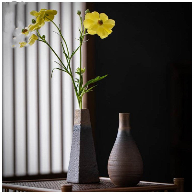 Gold Ceramic Zen Bud Vase – 3 Sculptural Shapes