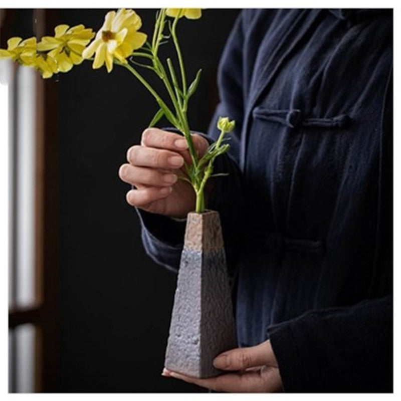 Gold Ceramic Zen Bud Vase – 3 Sculptural Shapes
