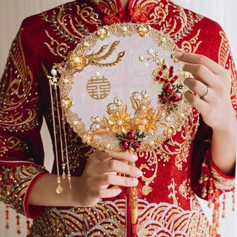 Traditional Chinese Style Bride Group Fan Handmade Flower Decorative Fan Xiuhe Fan Vintage Hanfu Fan Dance Performance
