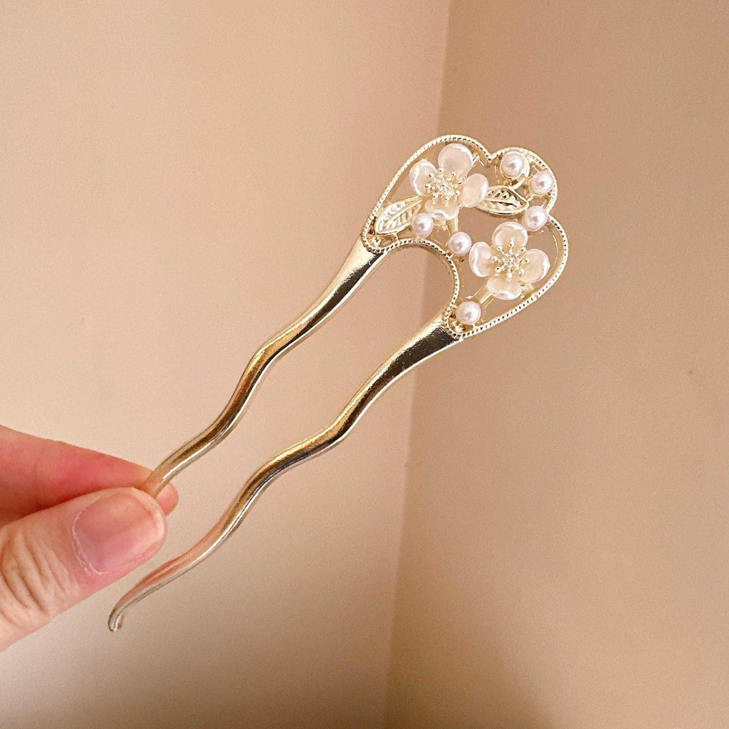 Gold Camellia Beaded U-Shaped Hair Pin