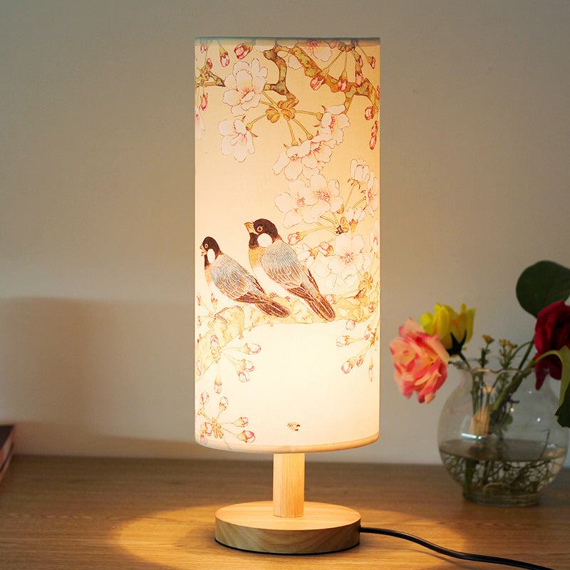 Modern Chinese Bedside Table Lamp
