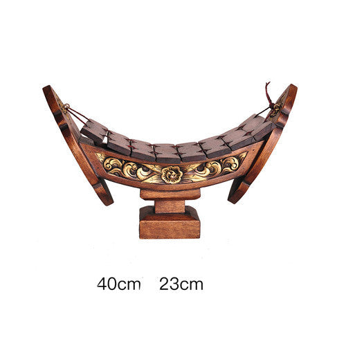 Southeast Asian Teak Wind Chimes – Handcrafted Musical Ornament (Gold 8‑Key)