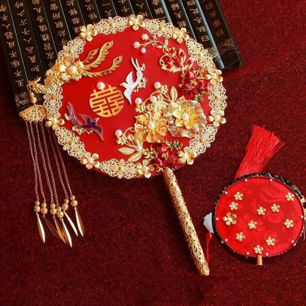 Traditional Chinese Style Bride Group Fan Handmade Flower Decorative Fan Xiuhe Fan Vintage Hanfu Fan Dance Performance