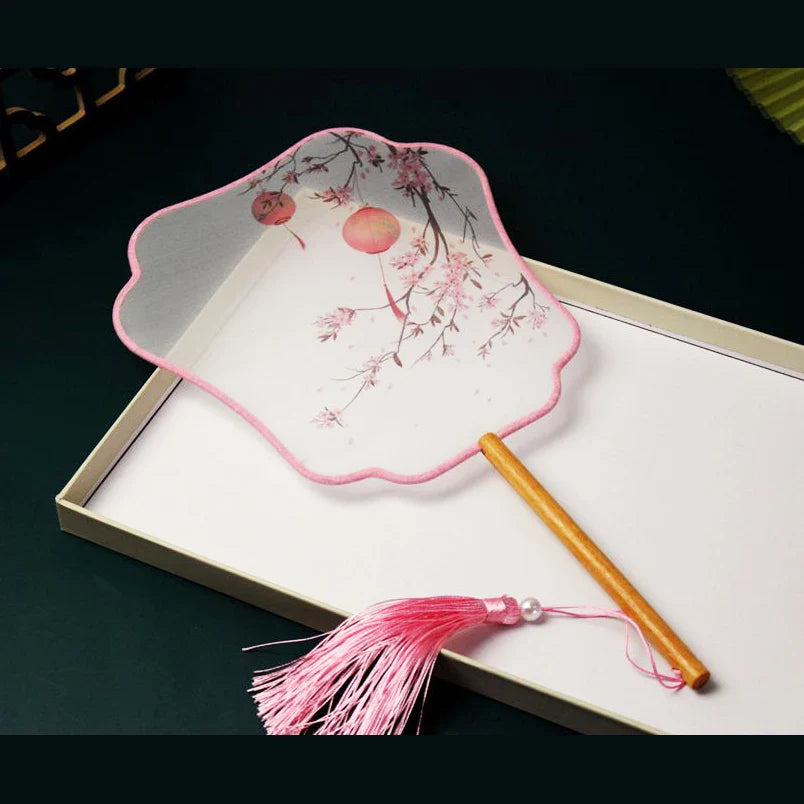 New Chinese Vintage Flower Embroidery Round Hand Fan Chinese Palace Hanfu Floral Silk Hand Fan Craft Wedding Gift For Guests New