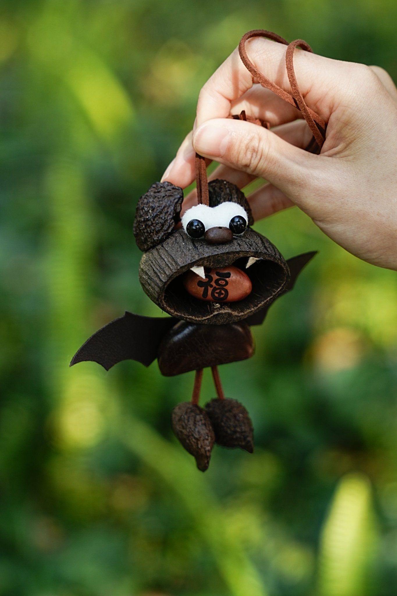 "Fortune Bat" Nut Shell Luck Car Charm